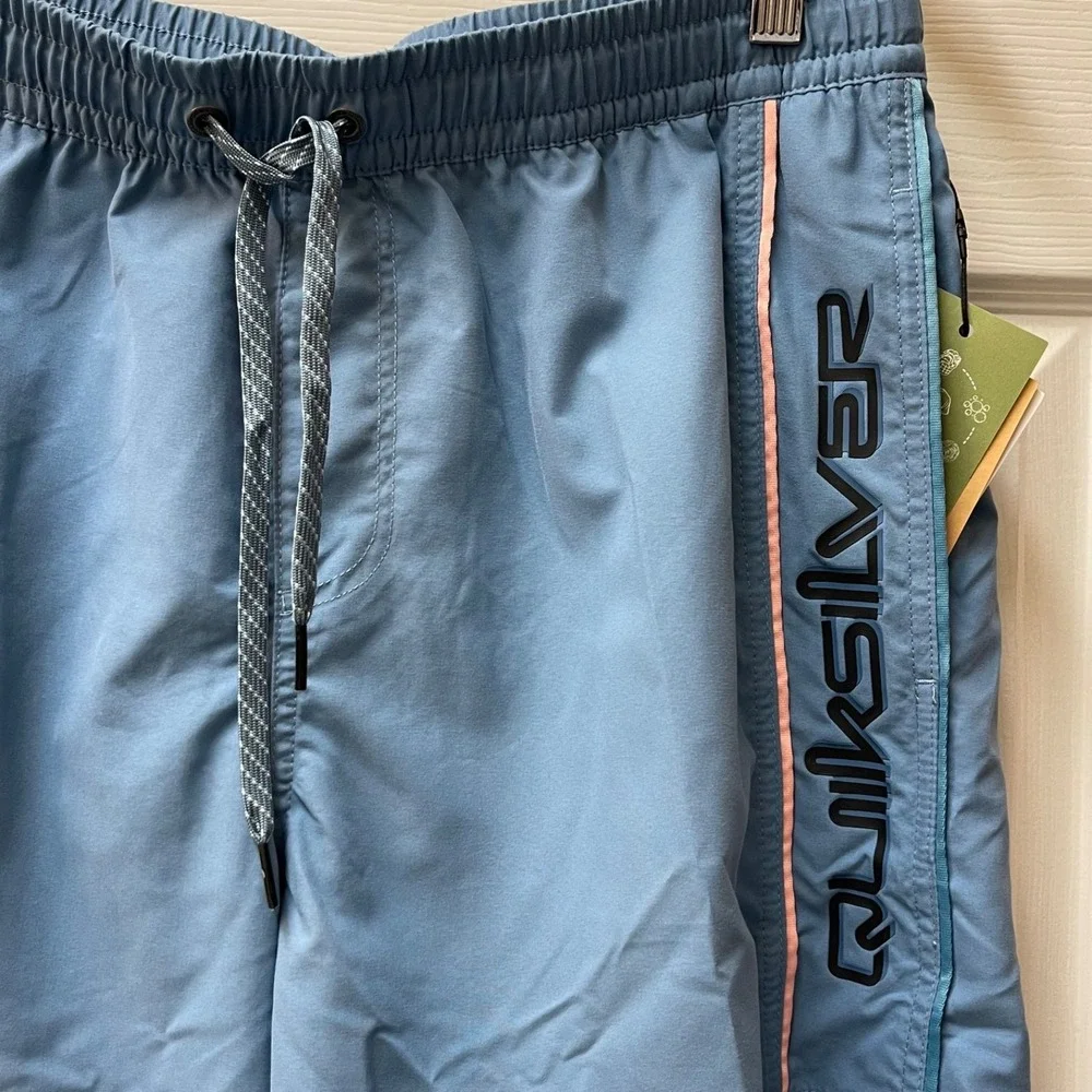 NWT Quicksilver Men's Large Lined Shorts Surf‎ Swim Board Trunks Beach Blue